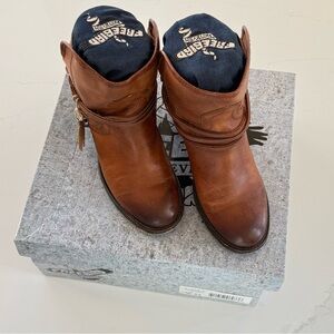 Frye Women’s Cognac Leather Ankle Boots